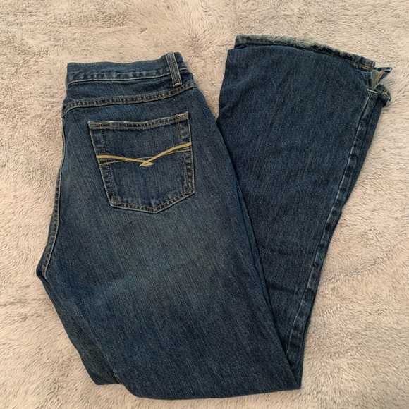 Cruel Girl 15 - Picture 1 of 2